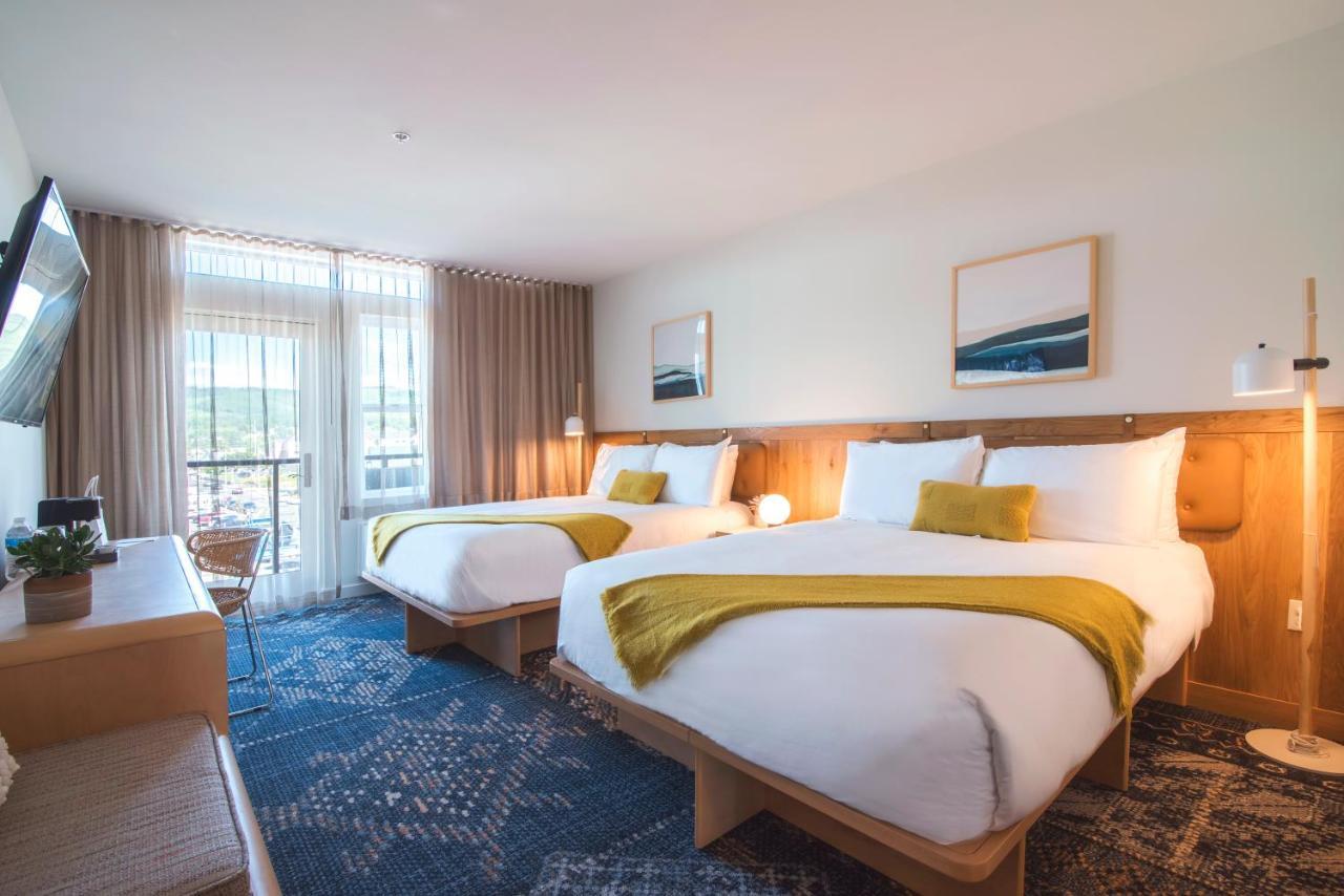 Saltline Hotel Сийсайд Екстериор снимка